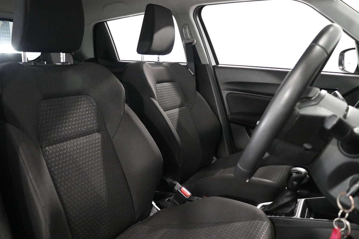 2018 Suzuki Swift GL Navigator AZ