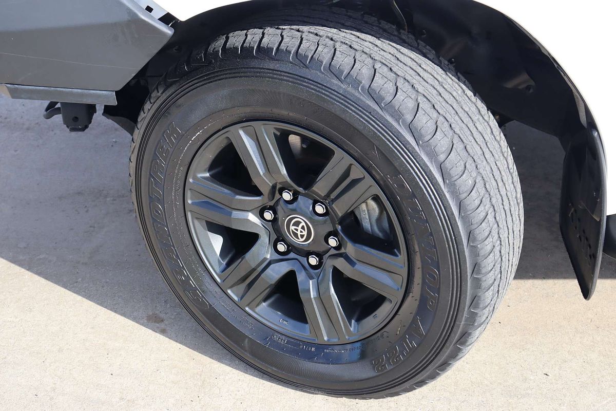 2023 Toyota Hilux SR GUN126R 4X4