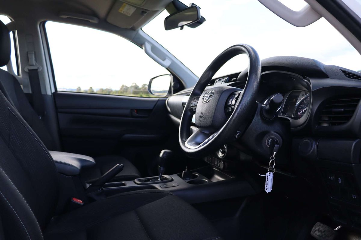 2023 Toyota Hilux SR GUN126R 4X4