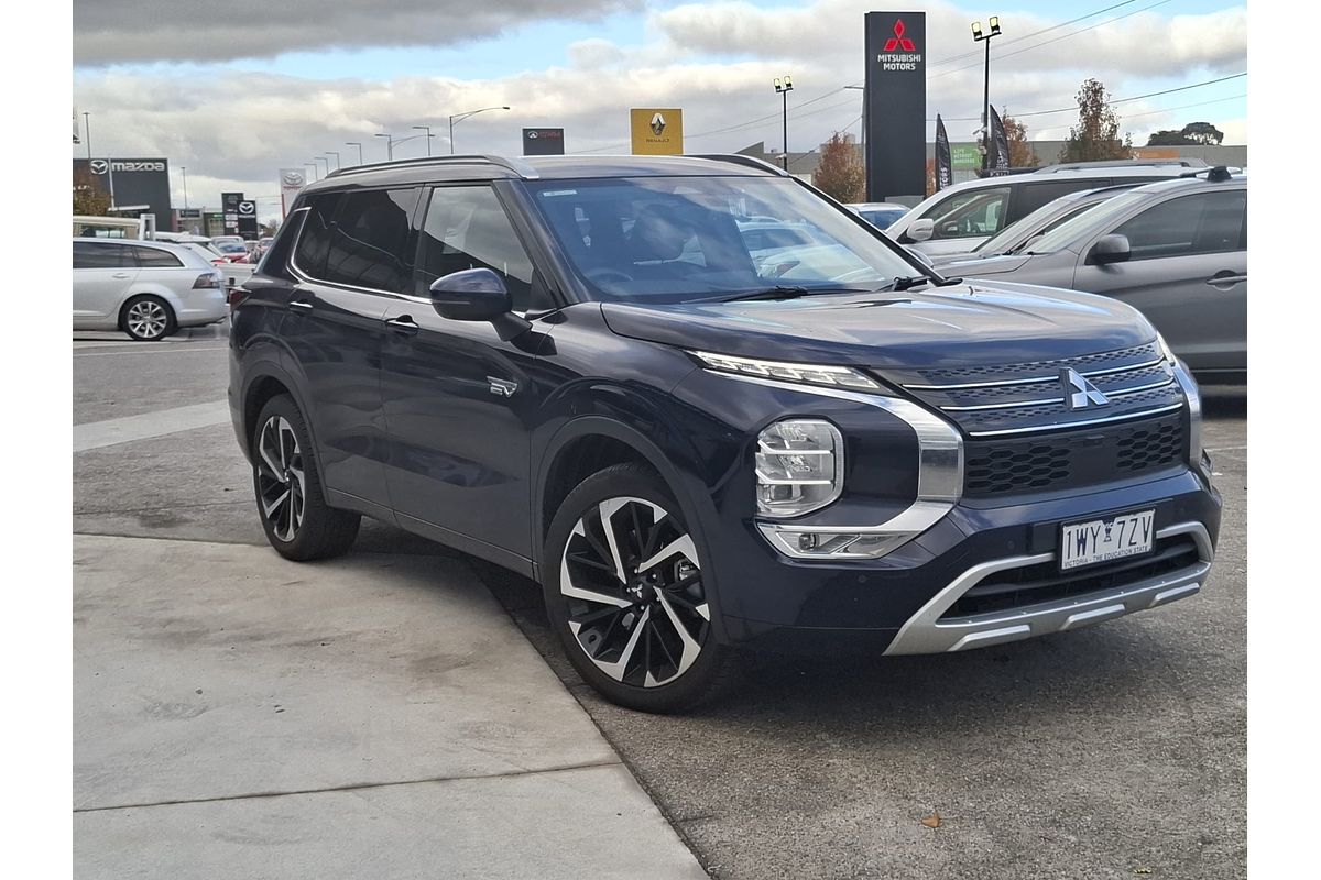 2022 Mitsubishi Outlander PHEV Exceed ZM