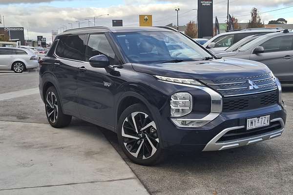 2022 Mitsubishi Outlander PHEV Exceed ZM