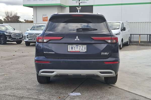 2022 Mitsubishi Outlander PHEV Exceed ZM