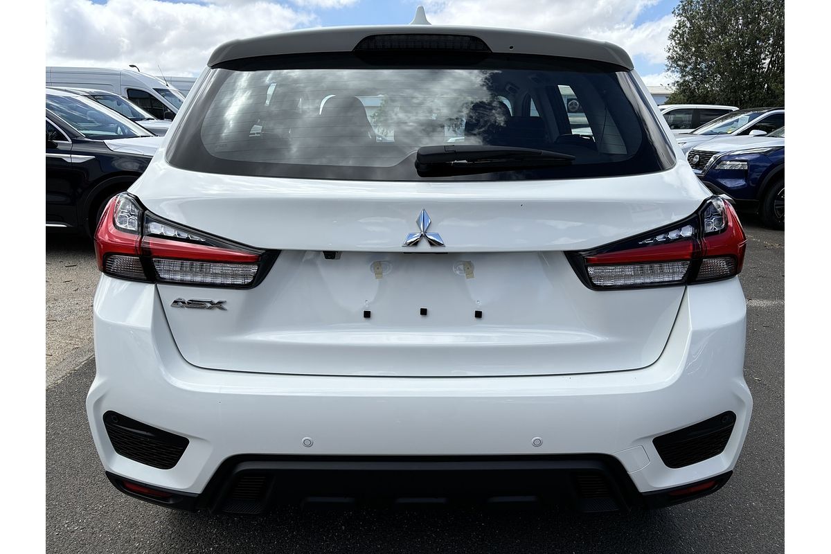2024 Mitsubishi ASX ES XD