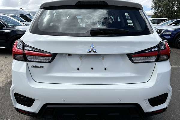 2024 Mitsubishi ASX ES XD