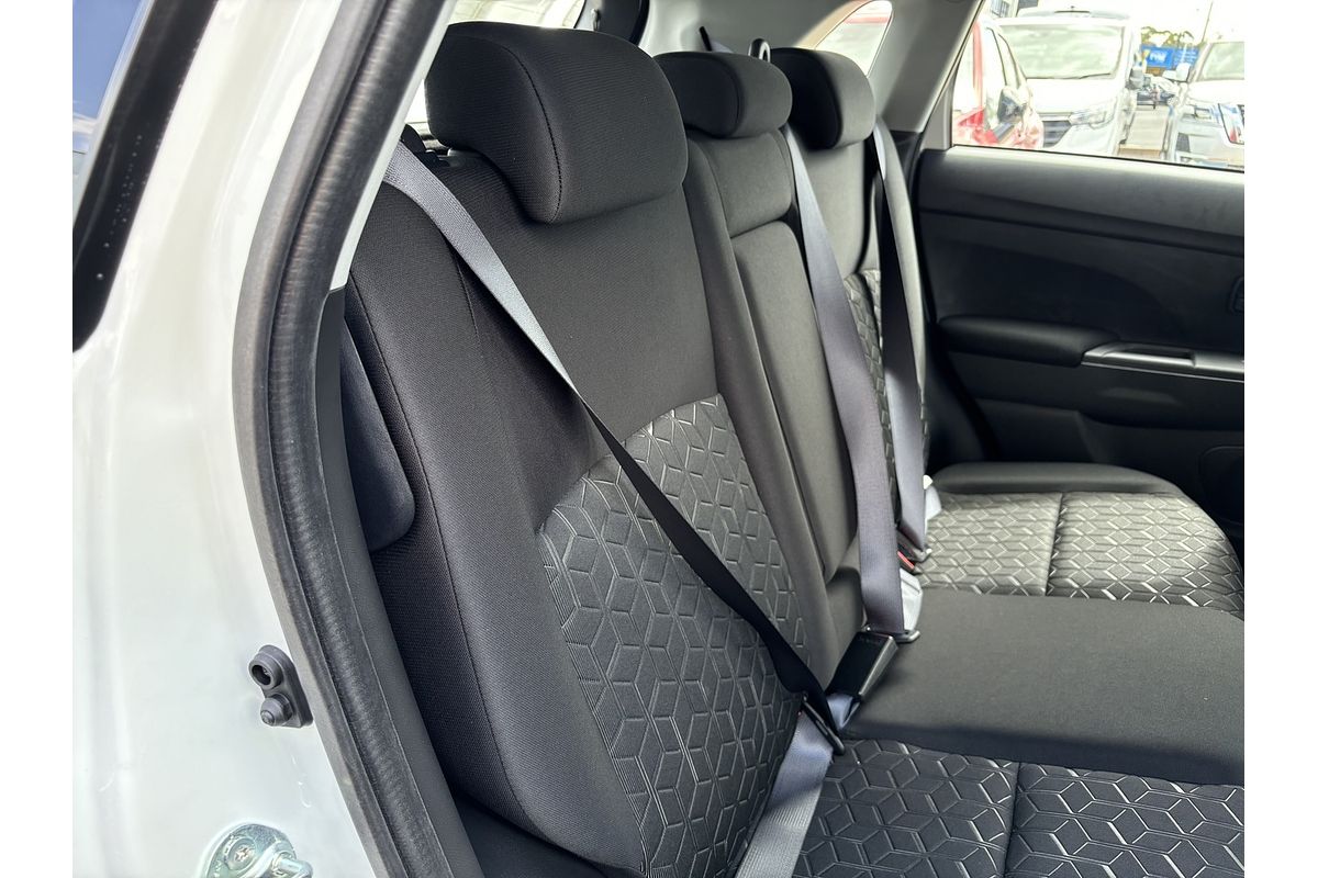 2024 Mitsubishi ASX ES XD