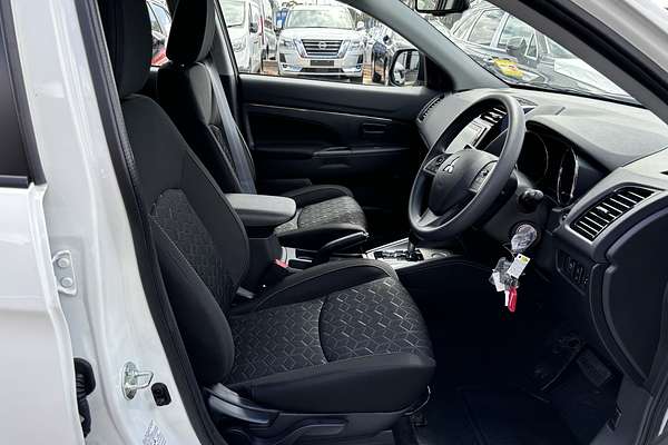 2024 Mitsubishi ASX ES XD