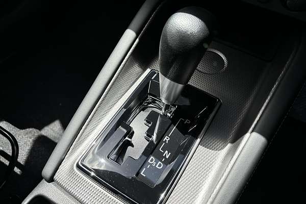 2024 Mitsubishi ASX ES XD