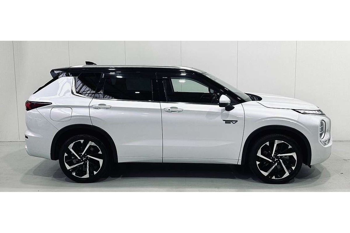 2022 Mitsubishi Outlander PHEV Exceed Tourer ZM AWD