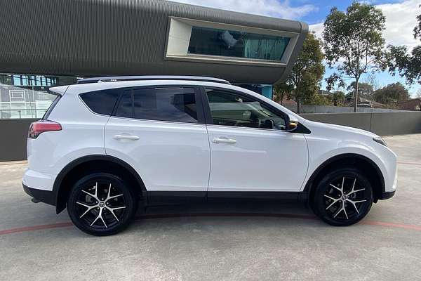2018 Toyota RAV4 GXL ZSA42R