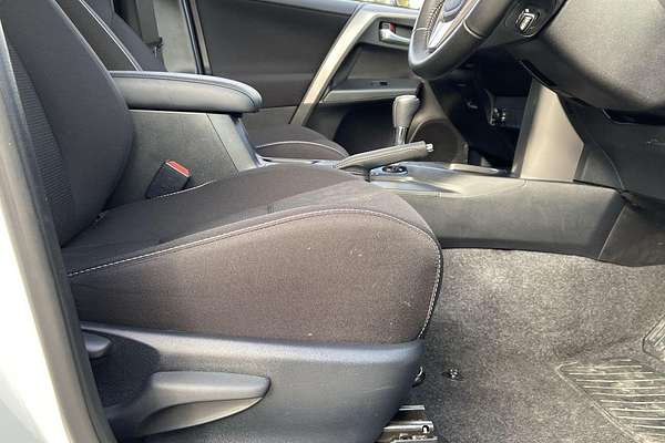 2018 Toyota RAV4 GXL ZSA42R