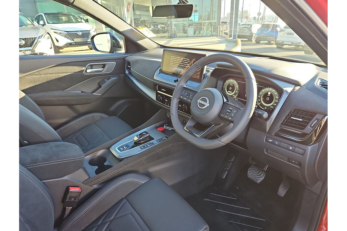 2025 Nissan QASHQAI N-DESIGN e-POWER J12