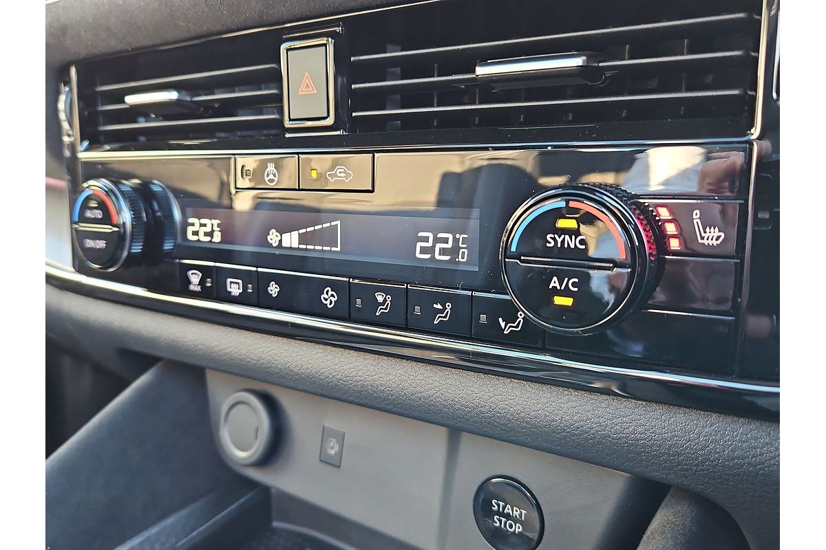 2025 Nissan QASHQAI N-DESIGN e-POWER J12