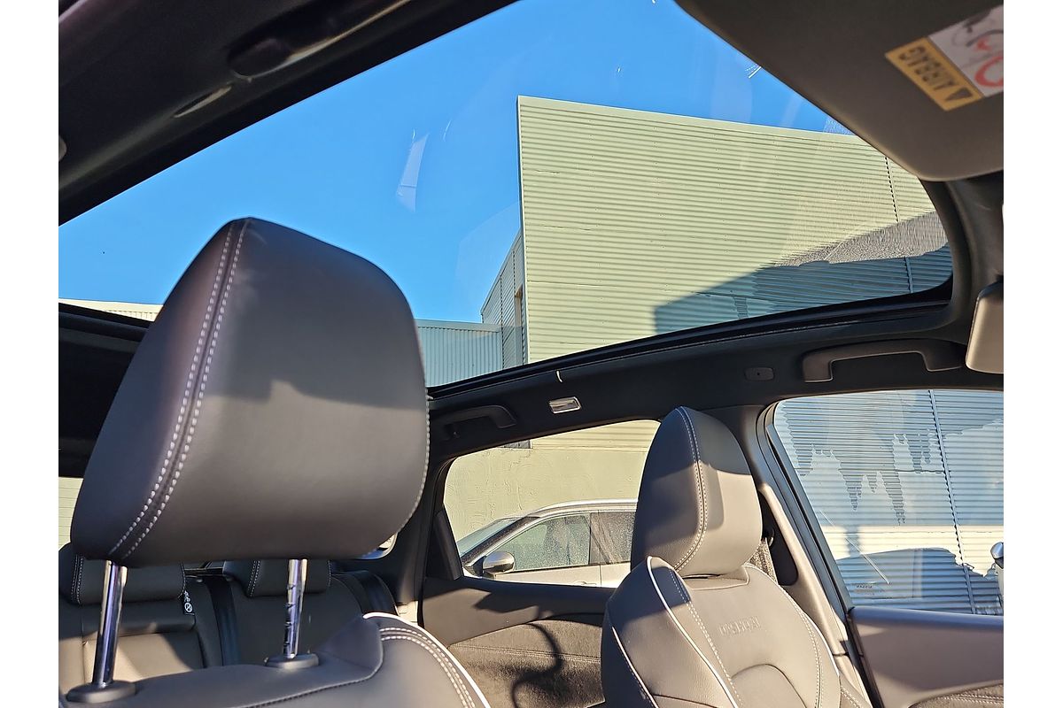 2025 Nissan QASHQAI N-DESIGN e-POWER J12