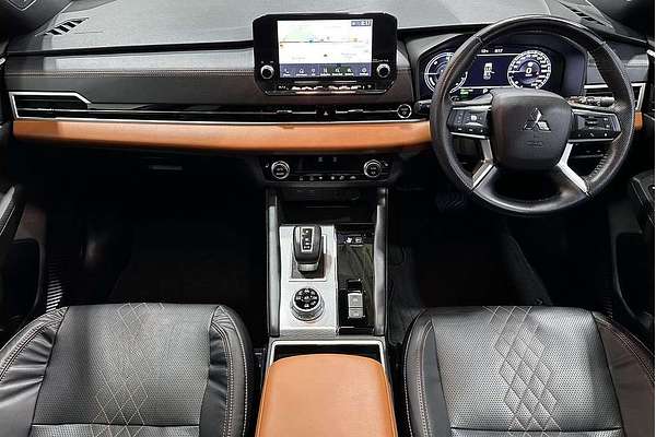 2022 Mitsubishi Outlander PHEV Exceed Tourer ZM AWD