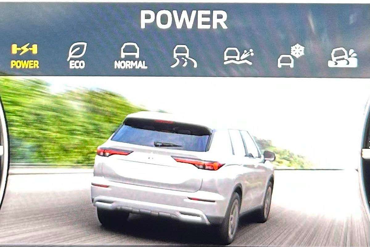 2022 Mitsubishi Outlander PHEV Exceed Tourer ZM AWD