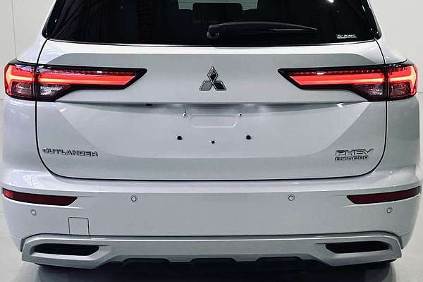 2022 Mitsubishi Outlander PHEV Exceed Tourer ZM AWD