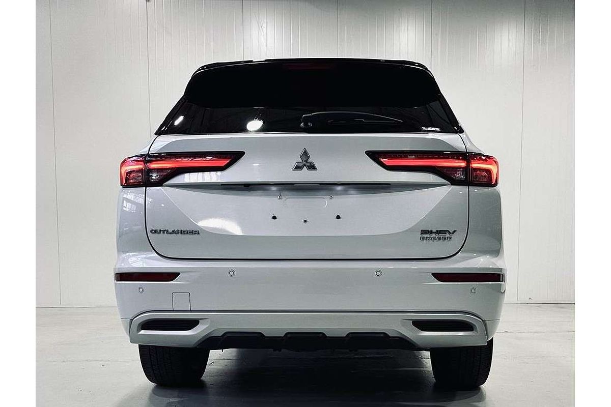 2022 Mitsubishi Outlander PHEV Exceed Tourer ZM AWD