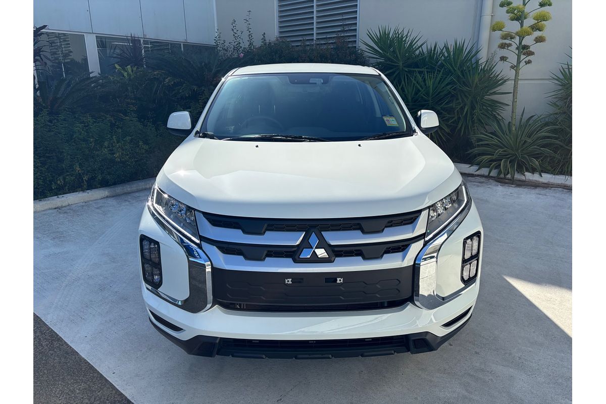 2025 Mitsubishi ASX ES XD