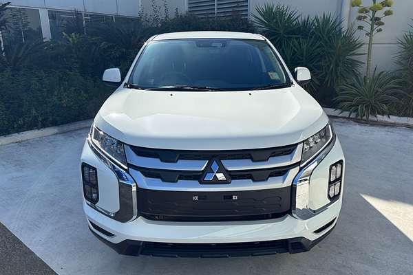 2025 Mitsubishi ASX ES XD