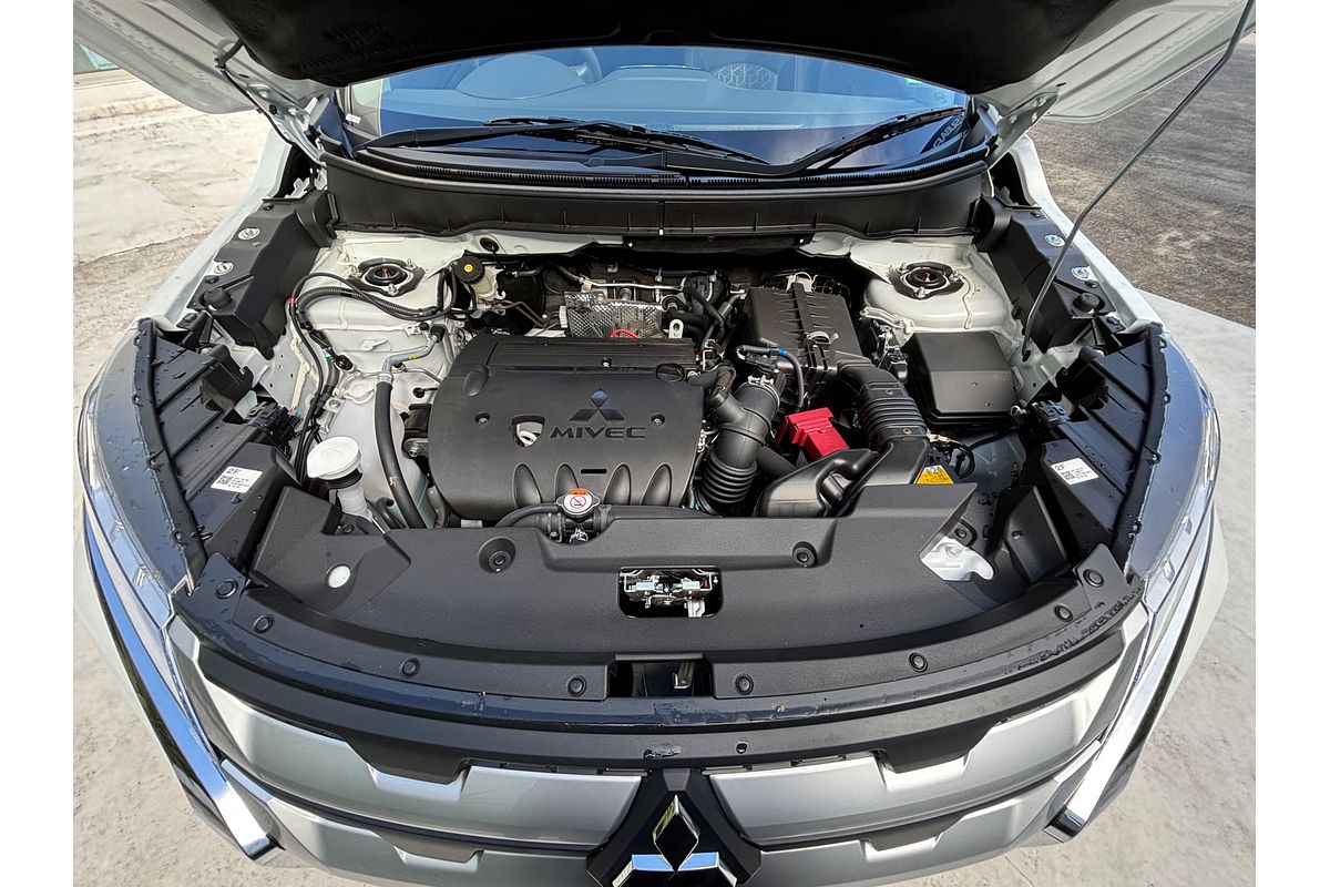 2025 Mitsubishi ASX ES XD