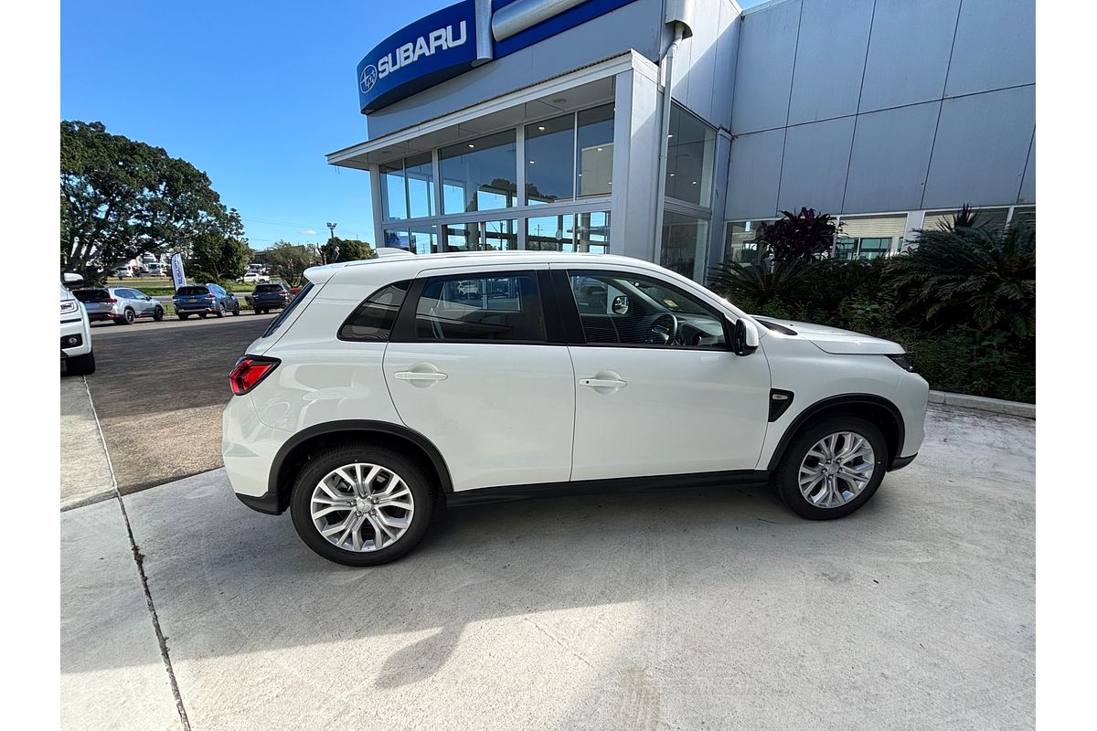 2025 Mitsubishi ASX ES XD