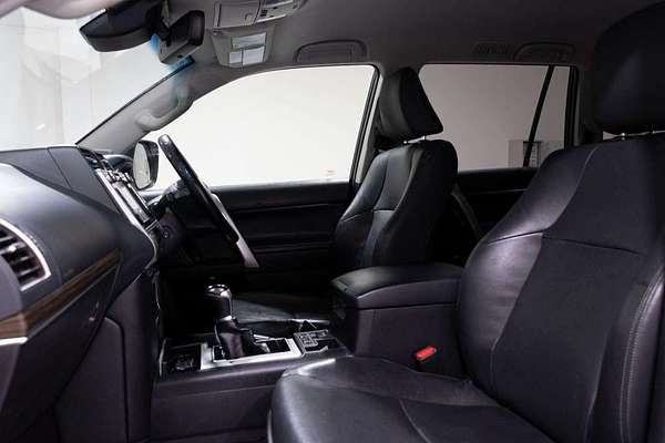 2017 Toyota Landcruiser Prado VX GDJ150R