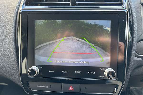 2025 Mitsubishi ASX ES XD
