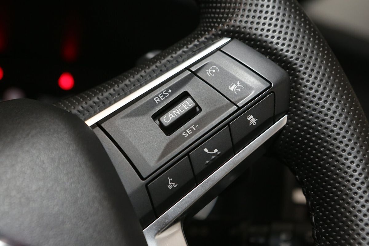 2024 Mitsubishi Outlander LS ZM