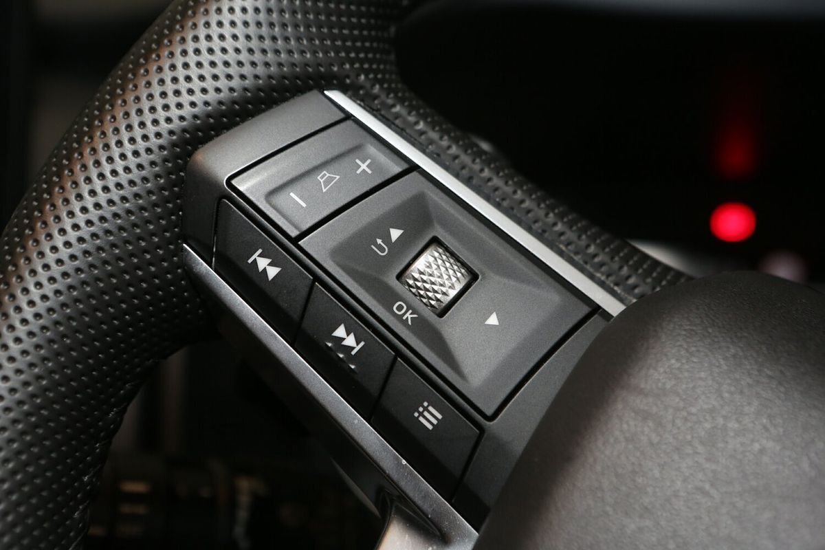 2024 Mitsubishi Outlander LS ZM