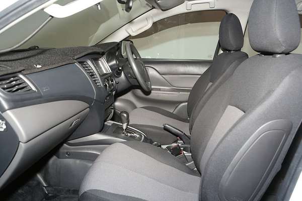 2015 Mitsubishi Triton GLX MQ 4X4