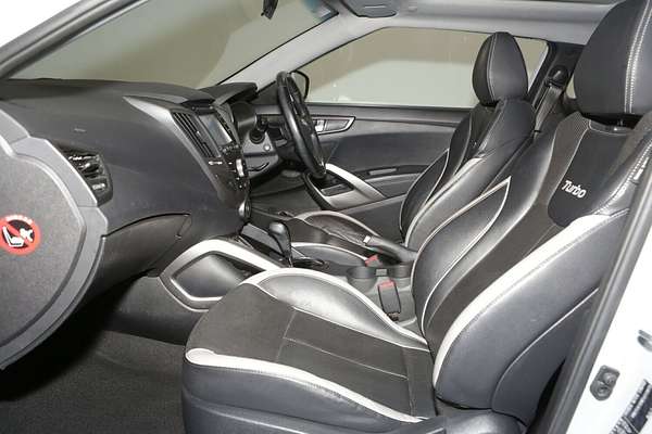 2015 Hyundai Veloster SR Turbo FS4 Series II