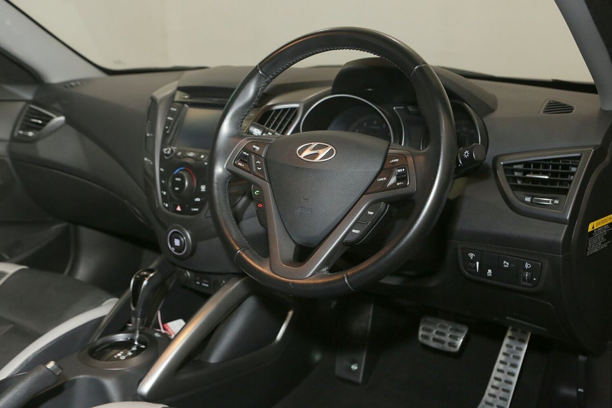 2015 Hyundai Veloster SR Turbo FS4 Series II