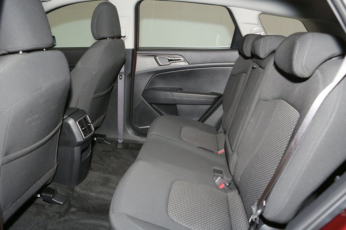 2023 Kia Sportage S NQ5