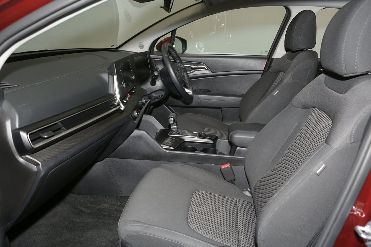 2023 Kia Sportage S NQ5