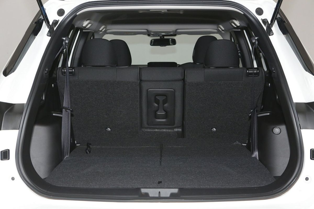 2024 Mitsubishi Outlander LS ZM