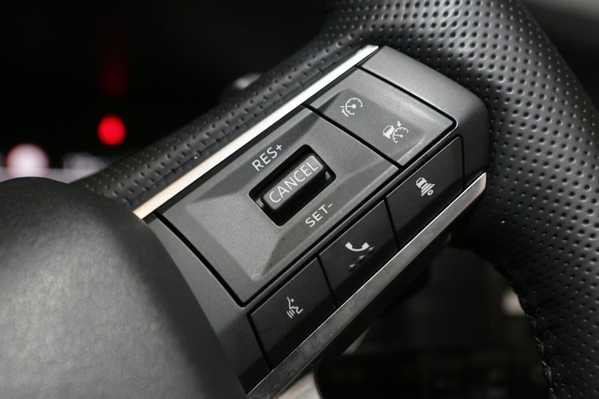 2024 Mitsubishi Outlander LS ZM