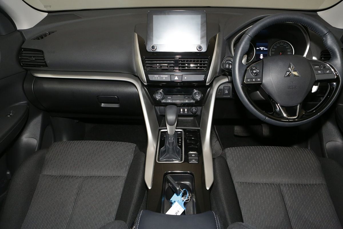 2024 Mitsubishi Eclipse Cross LS YB