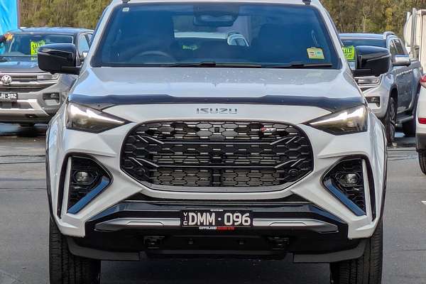 2025 Isuzu MU-X X-TERRAIN