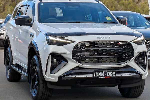 2025 Isuzu MU-X X-TERRAIN