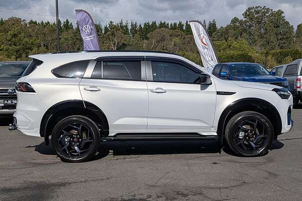 2025 Isuzu MU-X X-TERRAIN