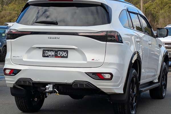 2025 Isuzu MU-X X-TERRAIN