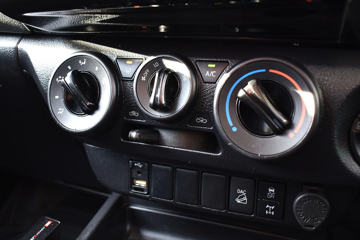 2022 Toyota Hilux SR GUN126R 4X4