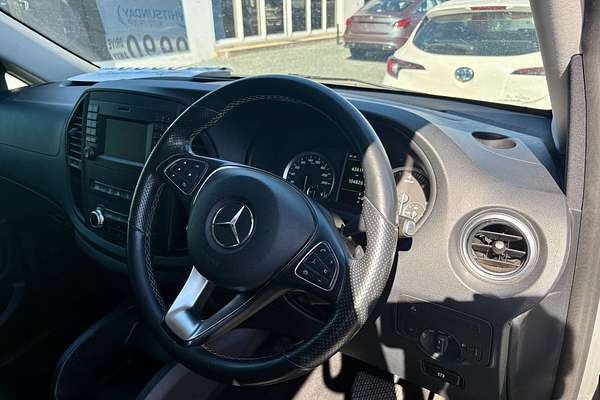 2019 Mercedes-Benz Valente 116CDI 447