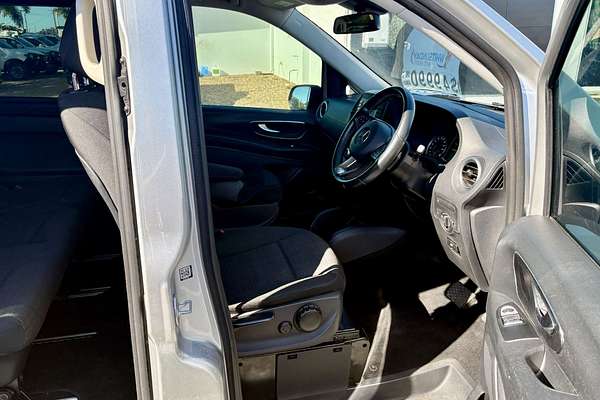 2019 Mercedes-Benz Valente 116CDI 447