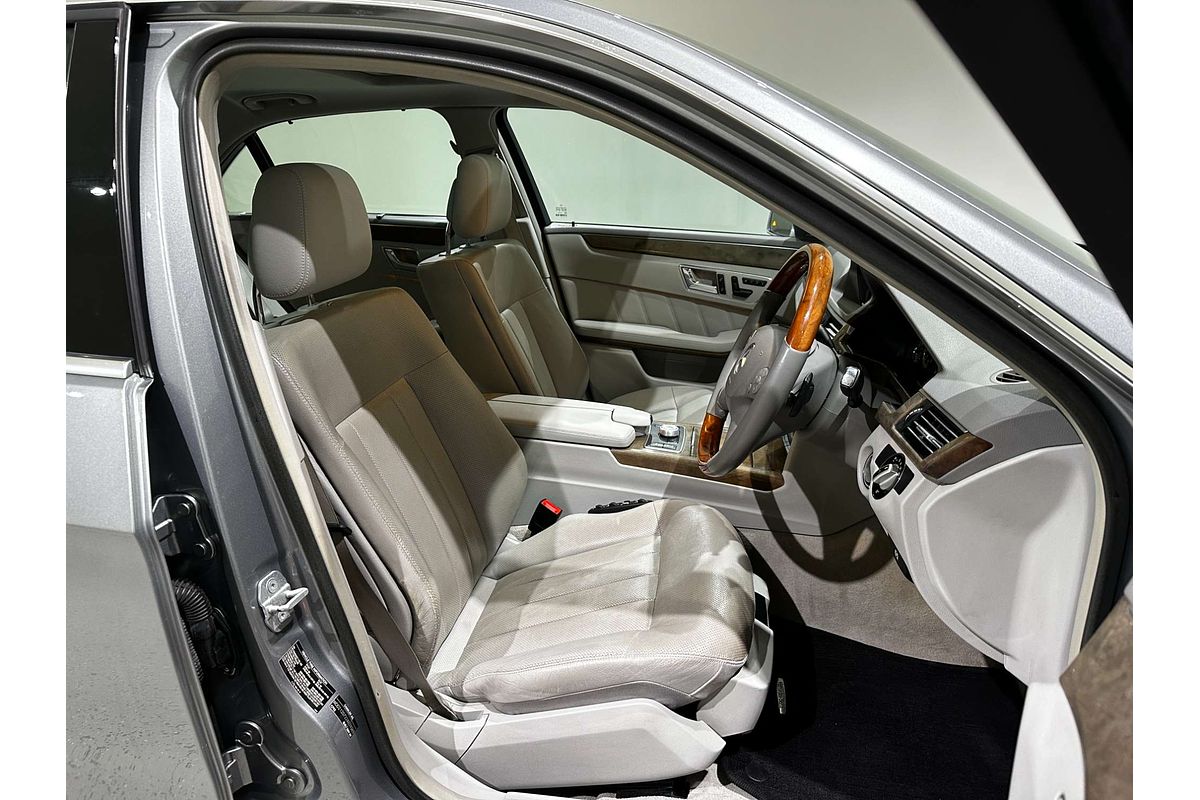 2009 Mercedes-Benz E-Class E500 Avantgarde W211