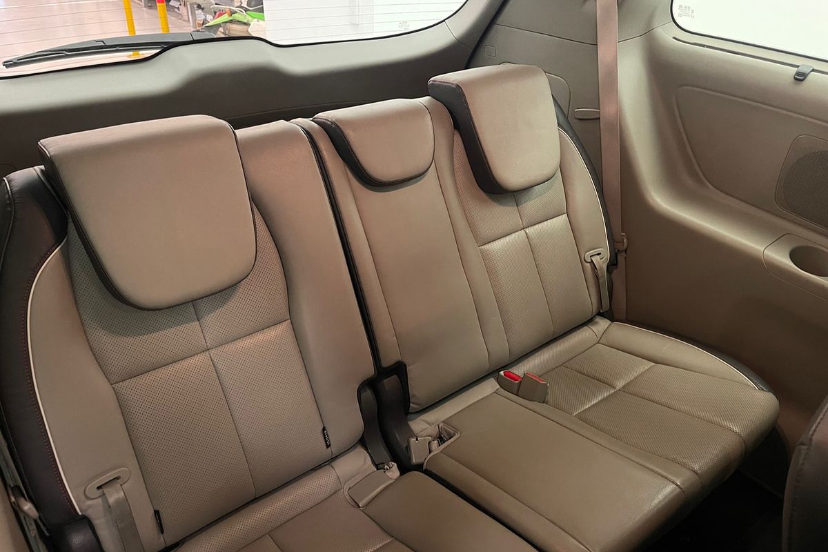 2018 Kia Carnival Platinum YP