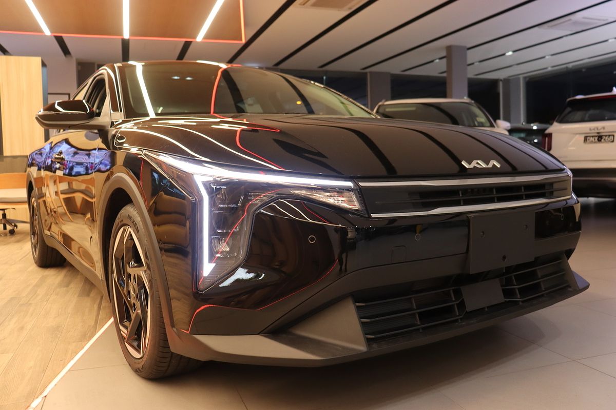 2025 Kia K4 Sport+ CL4m