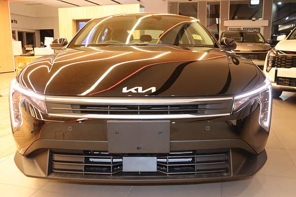 2025 Kia K4 Sport+ CL4m