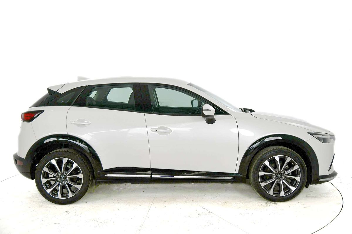 2022 Mazda CX-3 sTouring DK