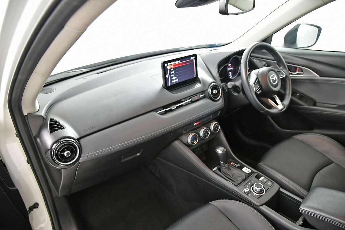 2022 Mazda CX-3 sTouring DK